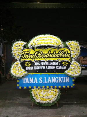 Papan Bunga Duka di Telen
