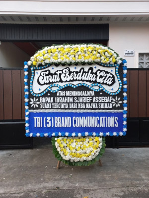 Papan Bunga Duka di Telen